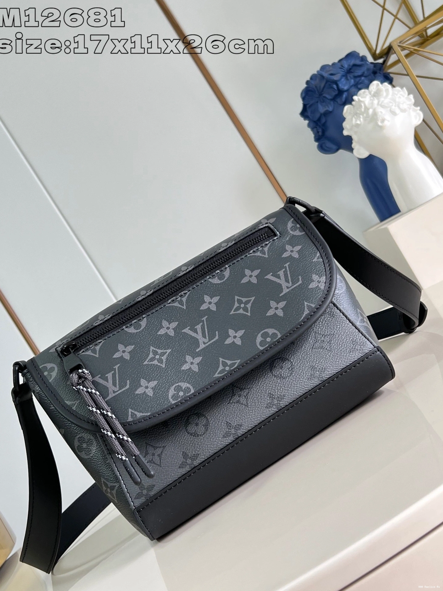 AAA Replica Ru Vuitton Pulse Louis Messenger 0714